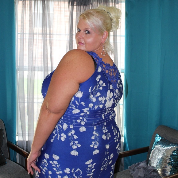 🟡Blue Floral Print Maxi Dress-Plus - Picture 7 of 10